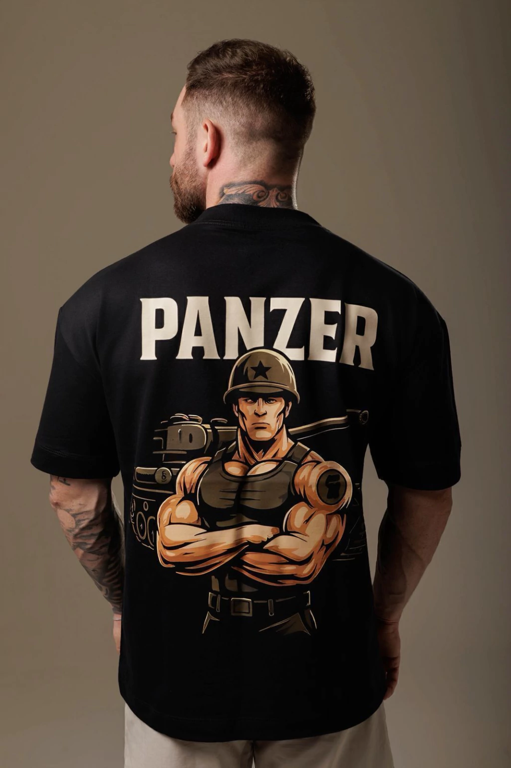 Camiseta Oversized Panzer — Preto